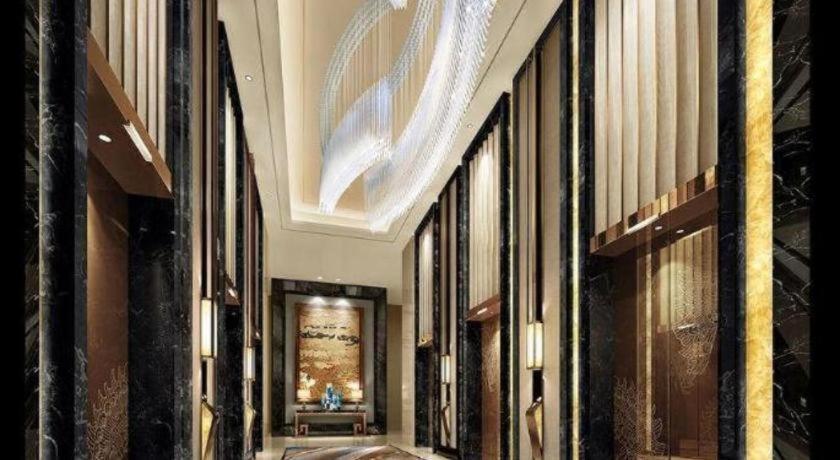 Grand Skylight International Hotel 5*