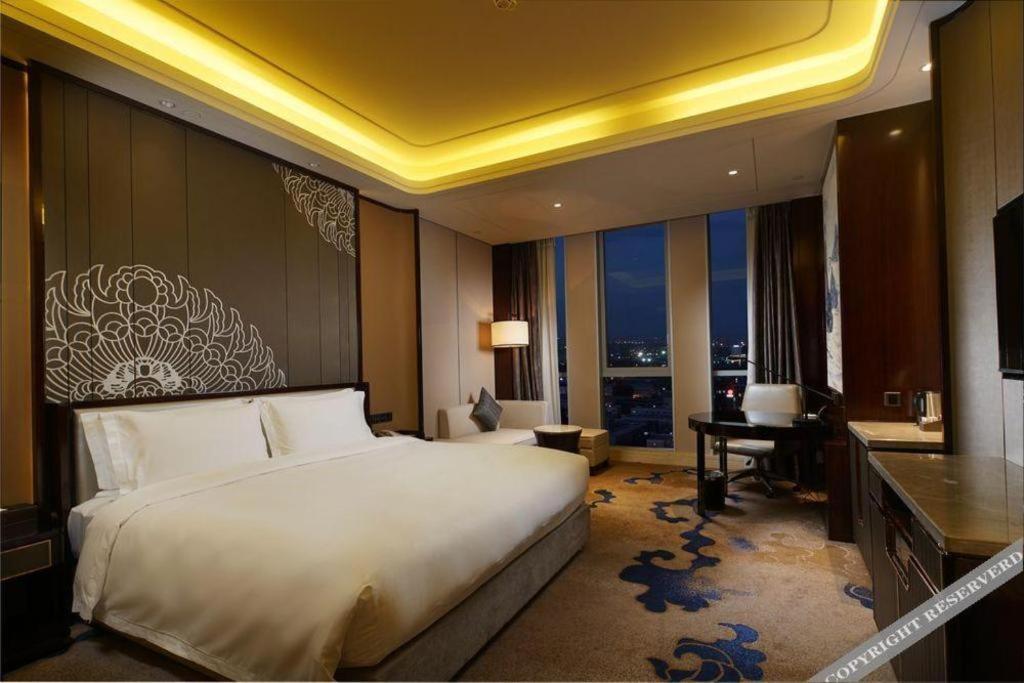 Grand Skylight International 5*