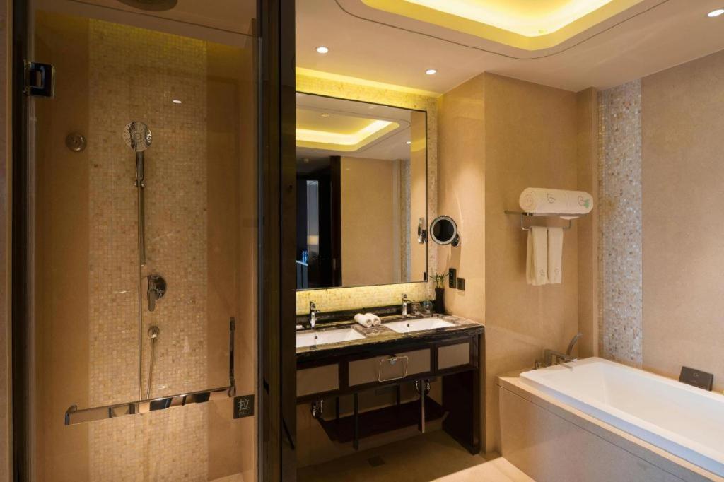 Grand Skylight International 5* Beijing