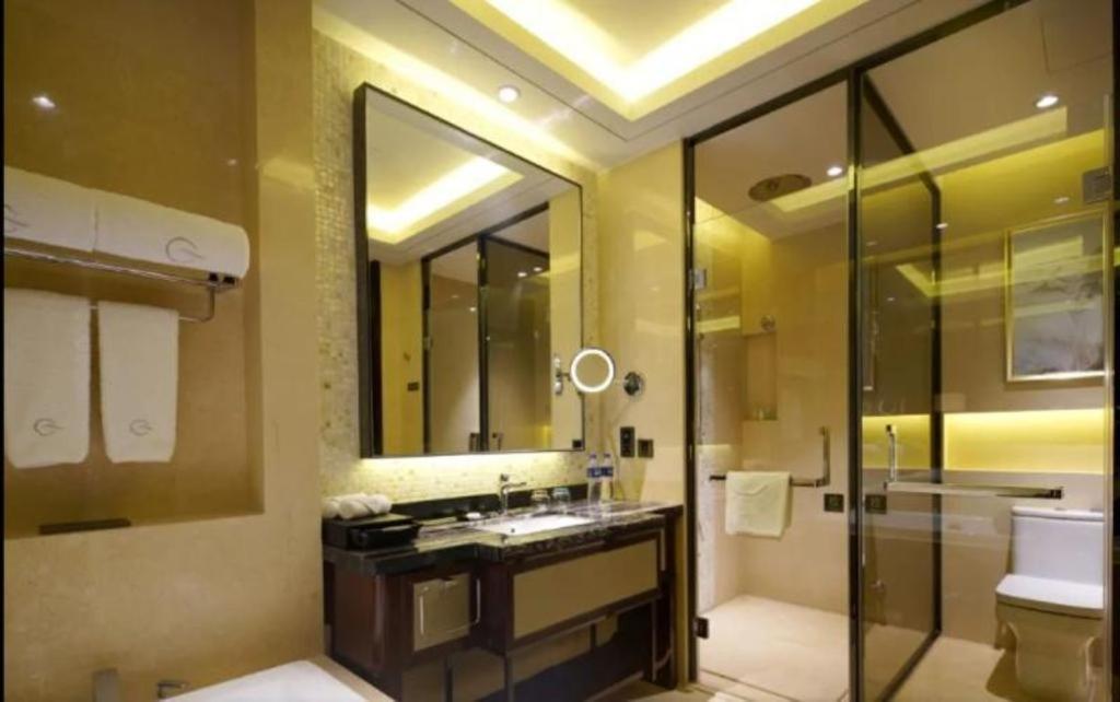Hotel Grand Skylight International